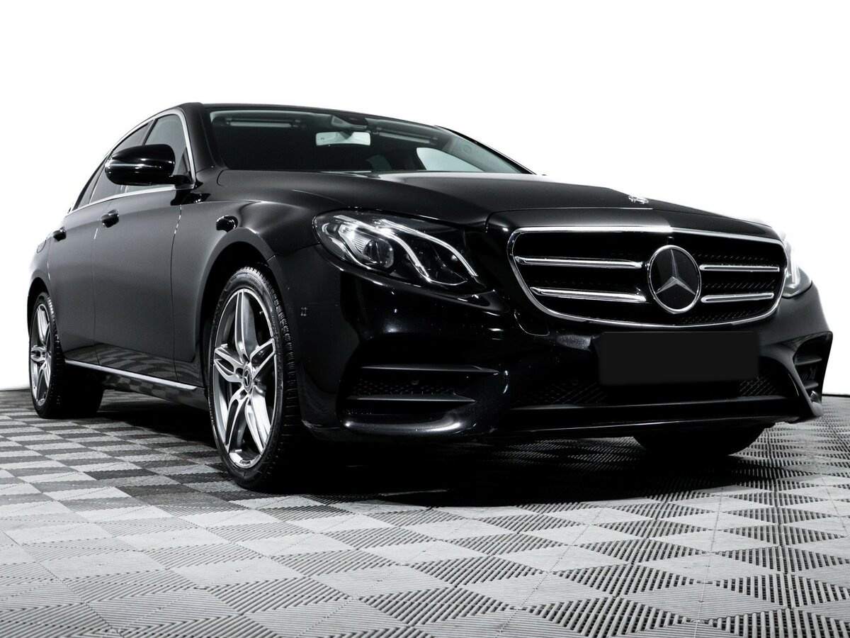 Б/У Мерседес-Бенц Е-Класс 2016 года. Фото: #16