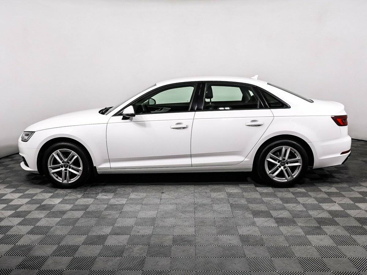 Б/У Ауди А4 2018 года. Фото: #7