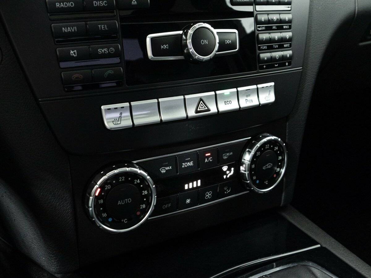 Б/У Мерседес-Бенц Ц-Класс 2012 года. Фото: #15