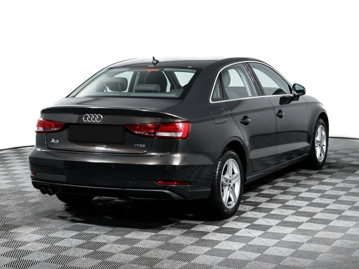 Б/У Ауди А3 2017 года. Фото: #4