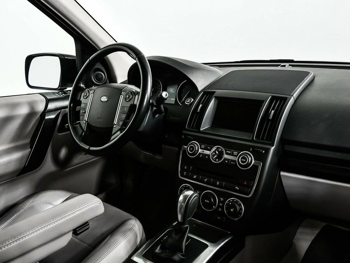 Б/У Лэнд Ровер Фрилендер 2014 года. Фото: #8