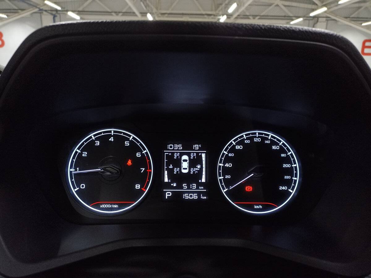 Б/У Джили Эмгранд 2023 года. Фото: #12