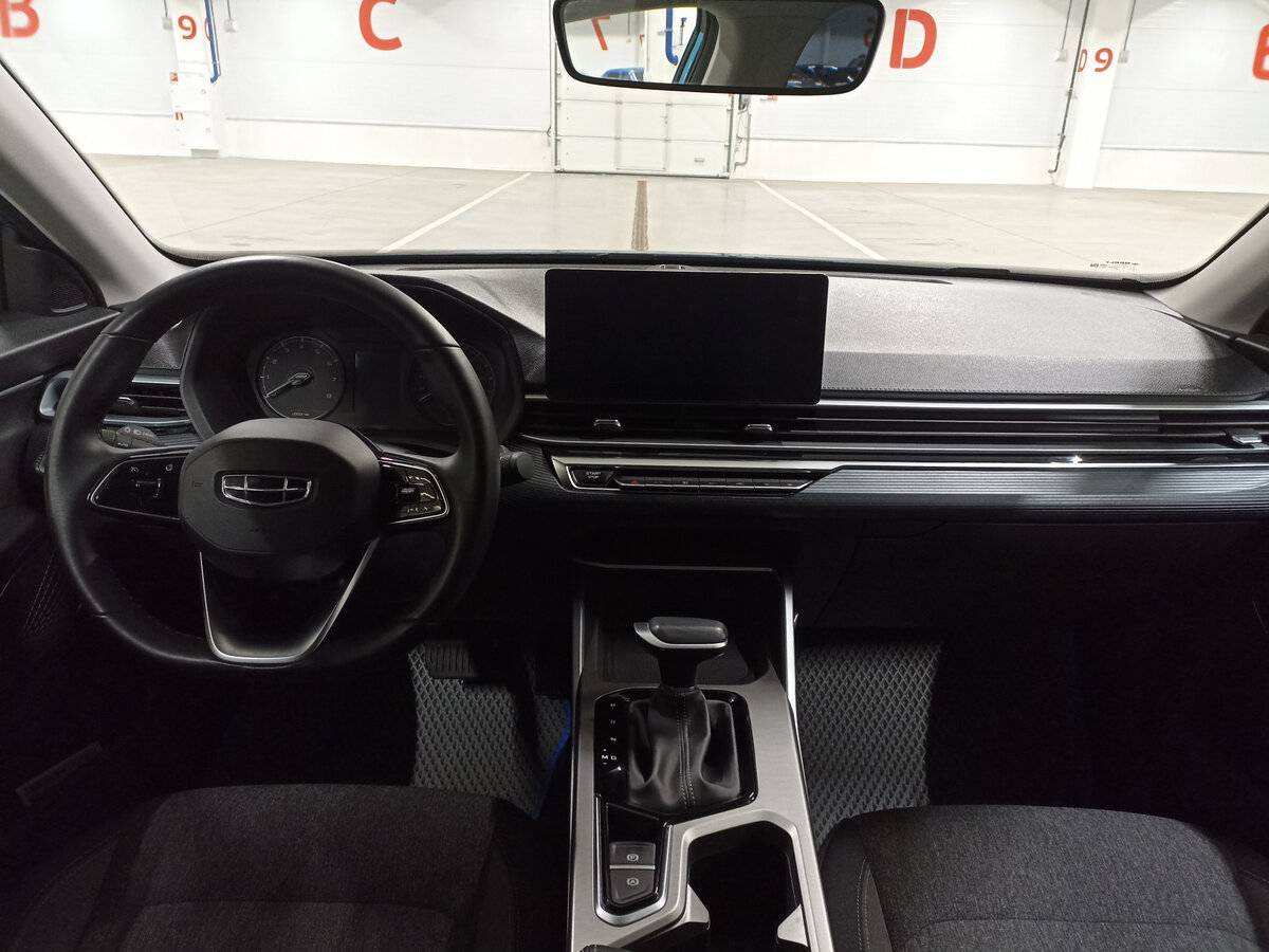 Б/У Джили Эмгранд 2023 года. Фото: #13