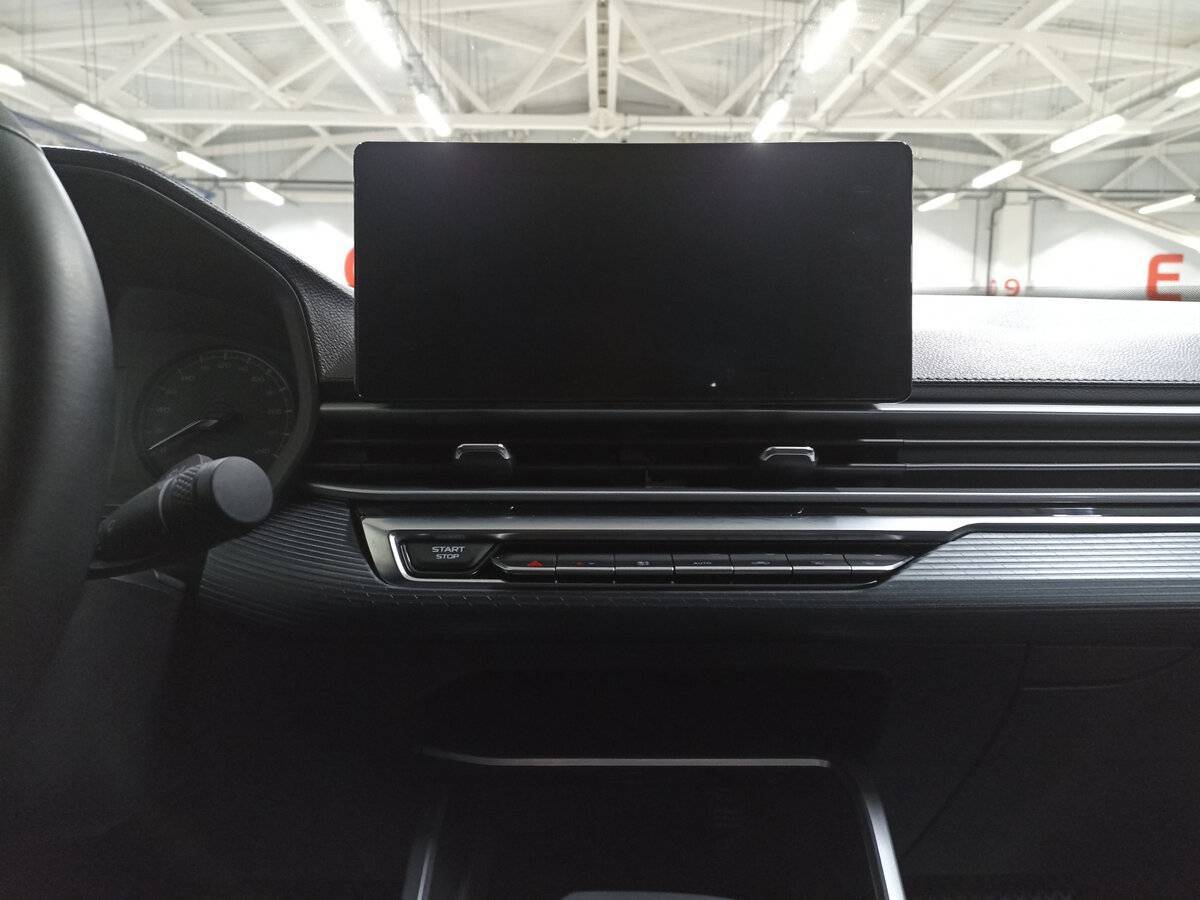 Б/У Джили Эмгранд 2023 года. Фото: #14