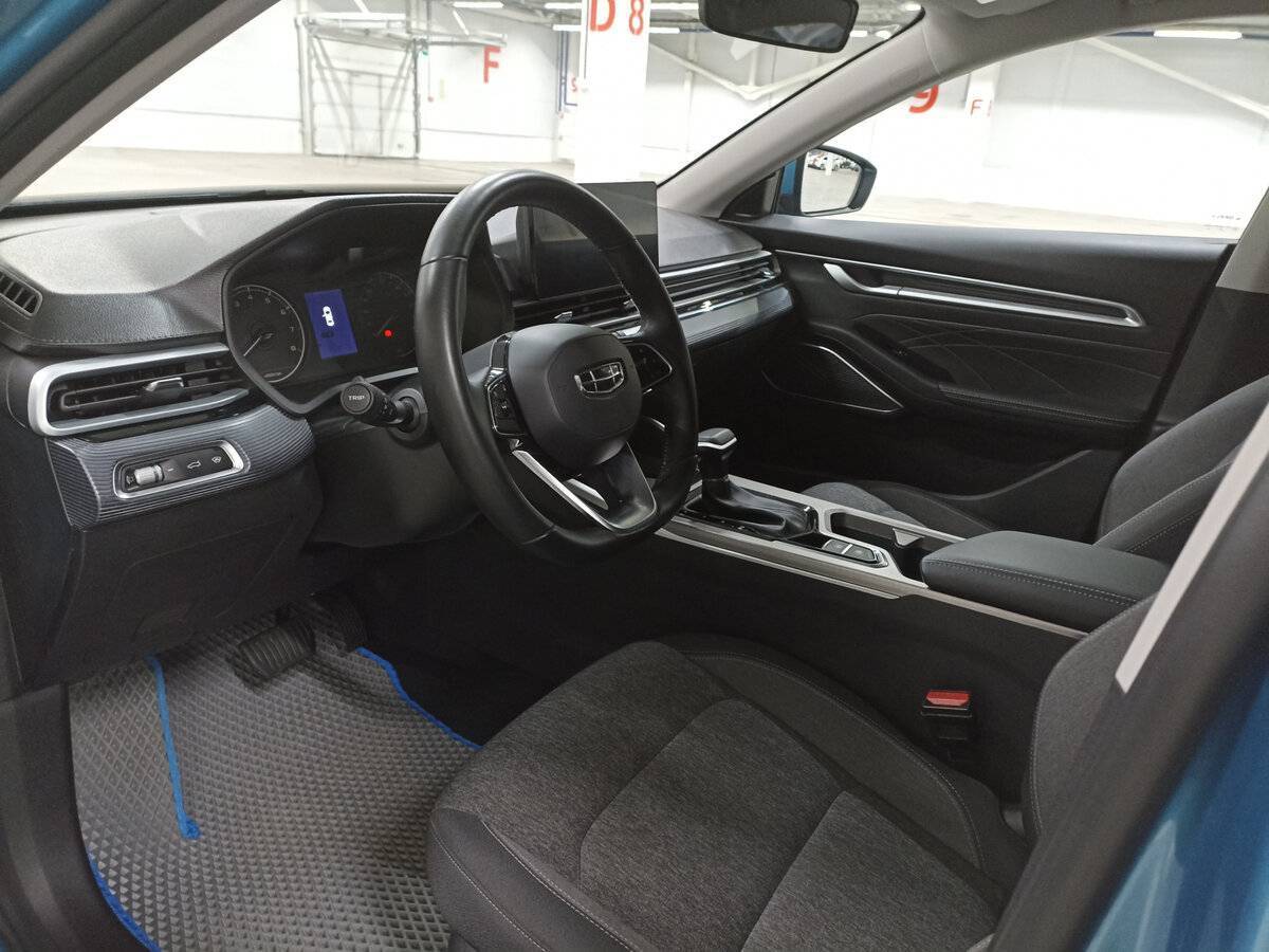 Б/У Джили Эмгранд 2023 года. Фото: #15