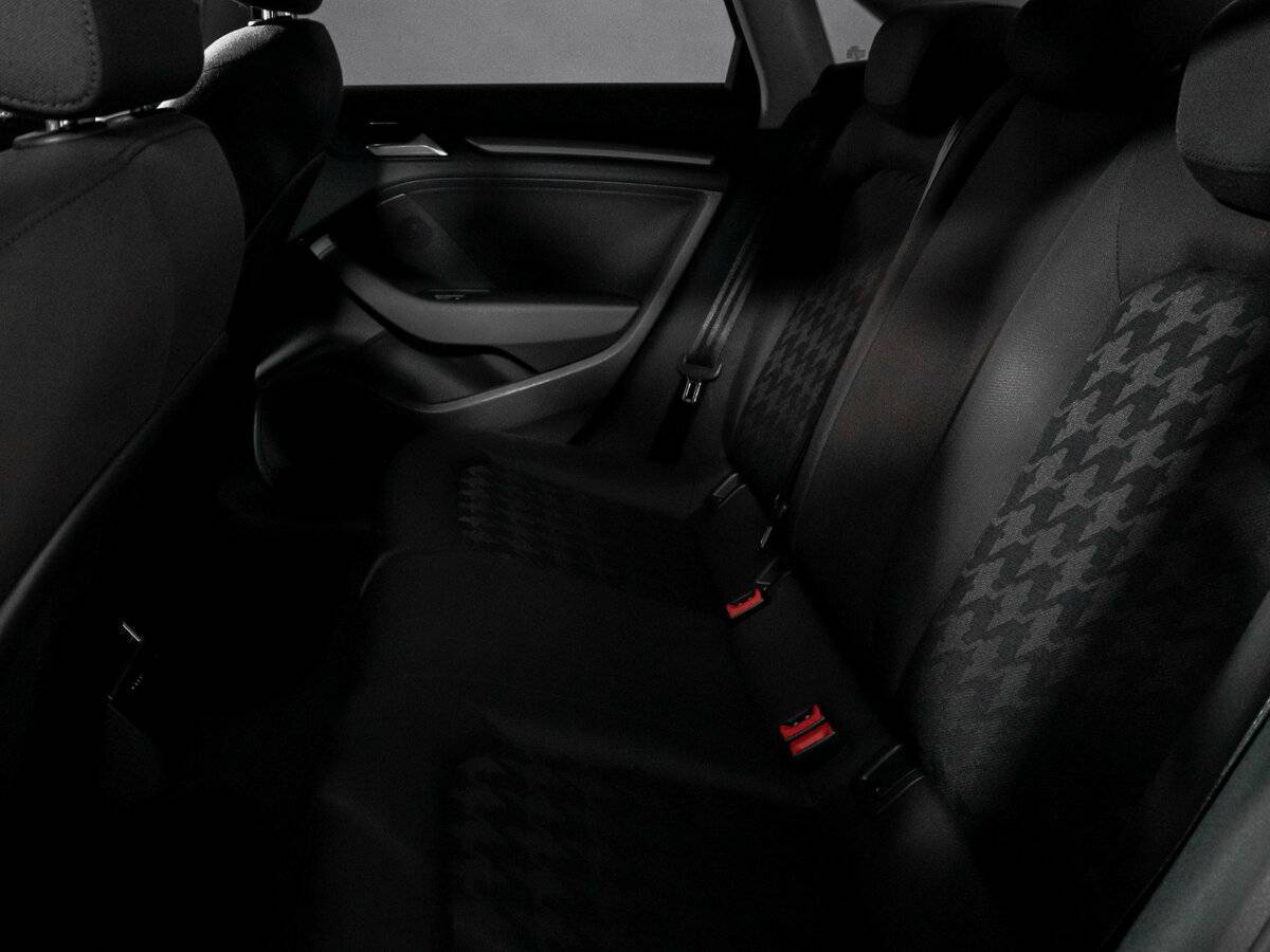 Б/У Ауди А3 2015 года. Фото: #9