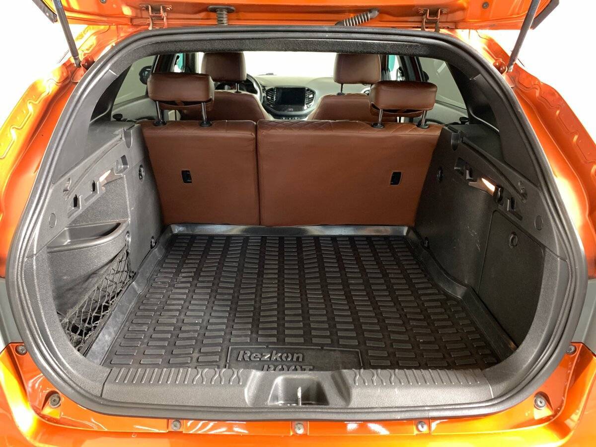 Б/У Лада (ВАЗ) Веста 2021 года. Фото: #18