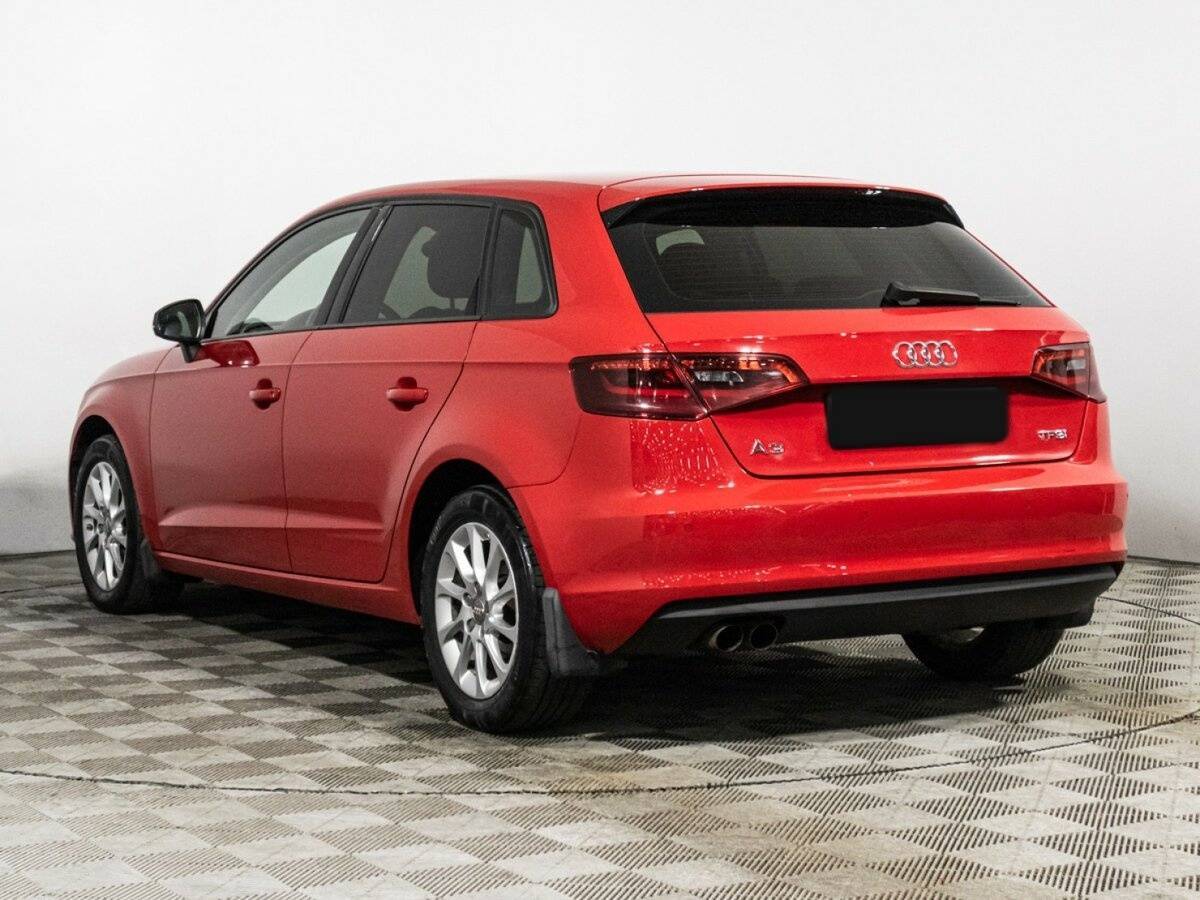 Б/У Ауди А3 2013 года. Фото: #6