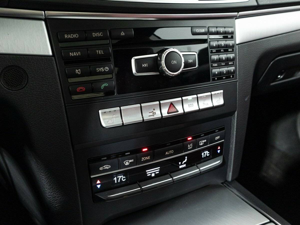 Б/У Мерседес-Бенц Е-Класс 2014 года. Фото: #15