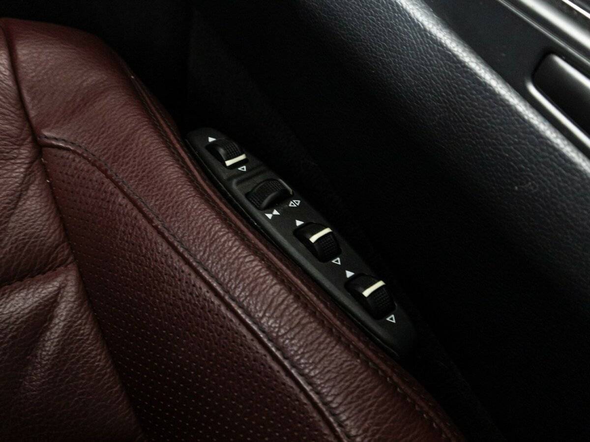 Б/У Мерседес-Бенц Е-Класс 2014 года. Фото: #16