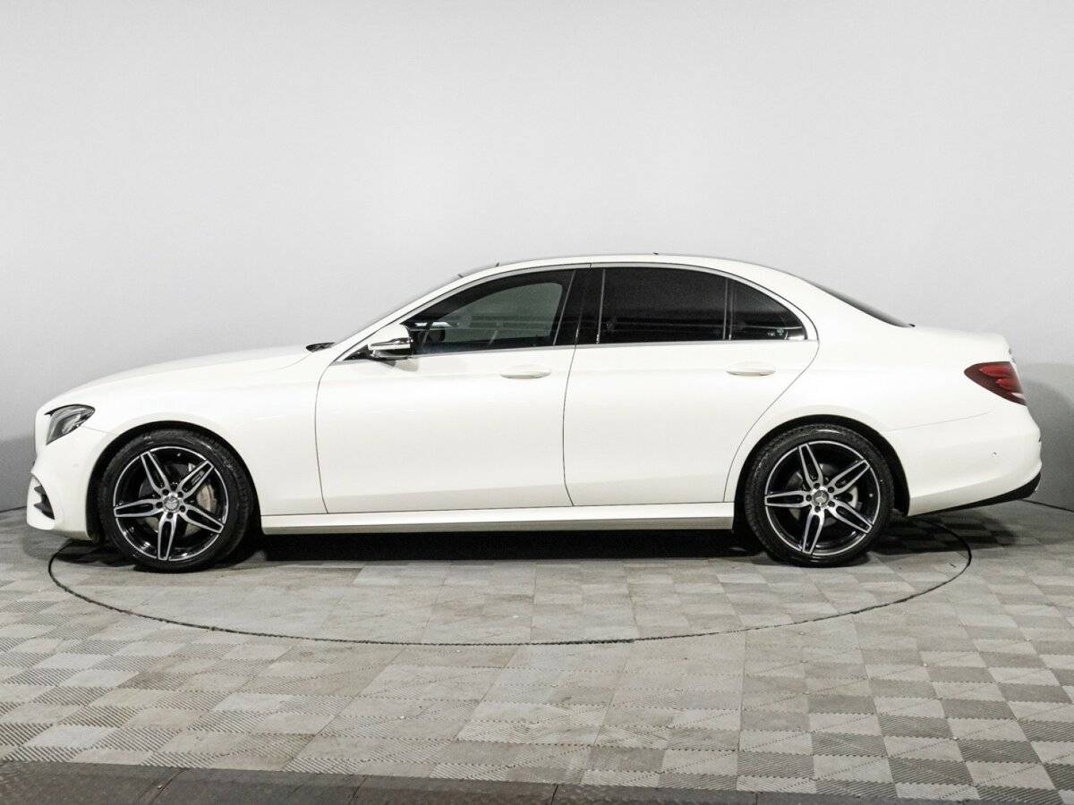 Б/У Мерседес-Бенц Е-Класс 2016 года. Фото: #7