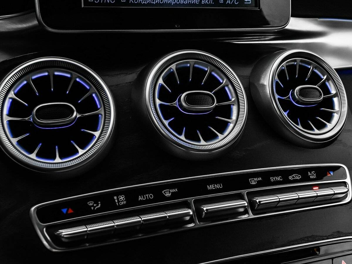 Б/У Мерседес-Бенц Ц-Класс 2016 года. Фото: #23