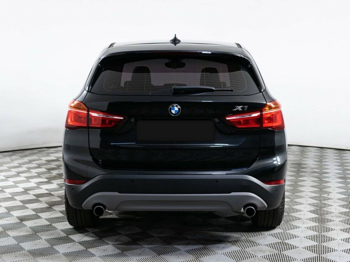 BMW X1 2017 года с пробегом. Фото: #4
