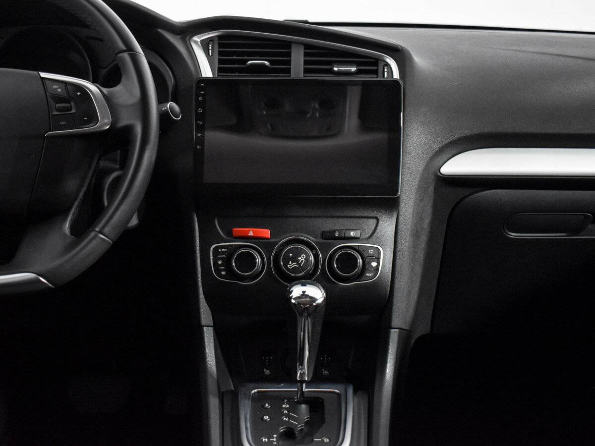 Б/У Ситроен Ц4 2015 года. Фото: #13