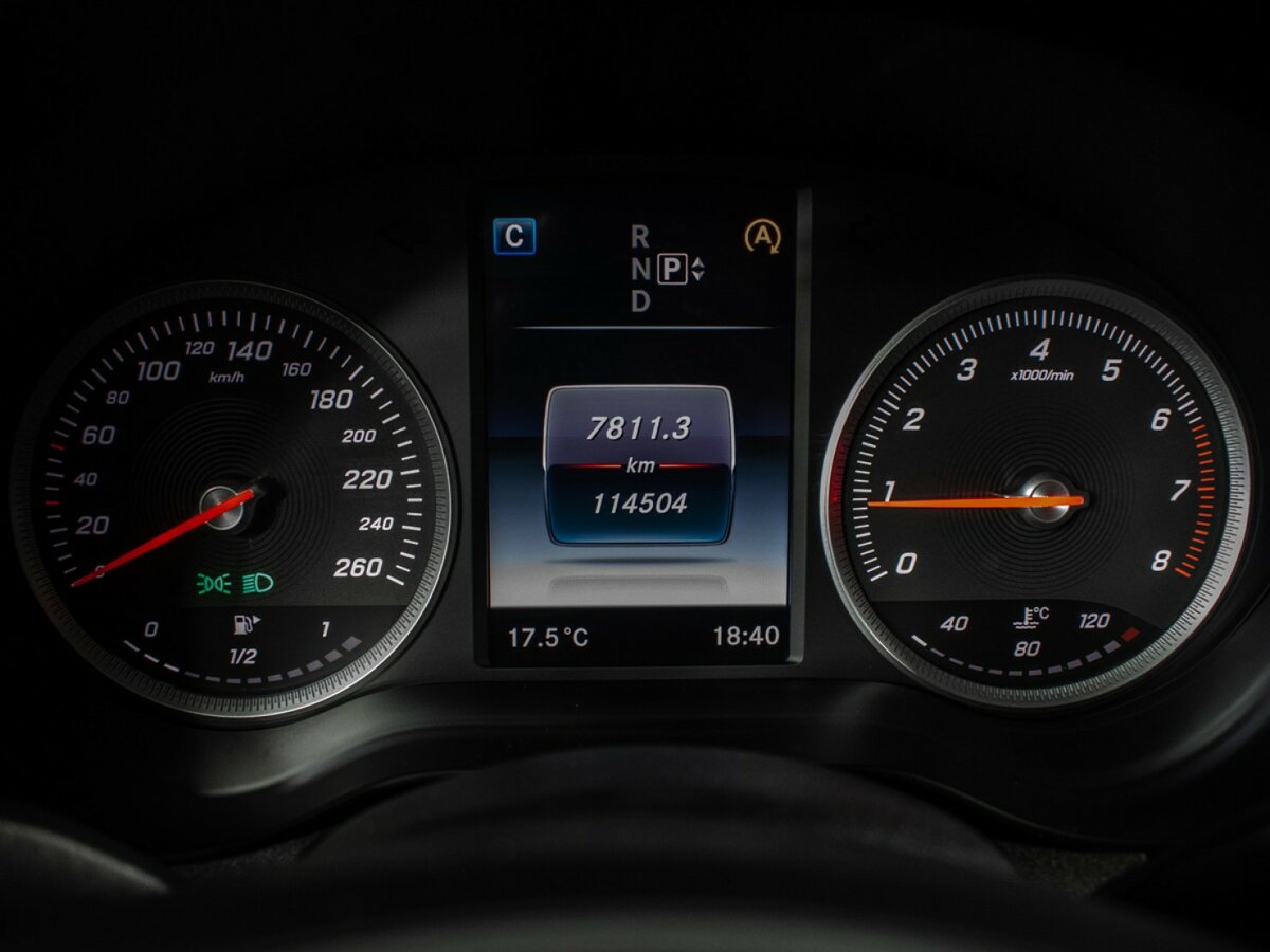 Б/У Мерседес-Бенц Ц-Класс 2014 года. Фото: #9