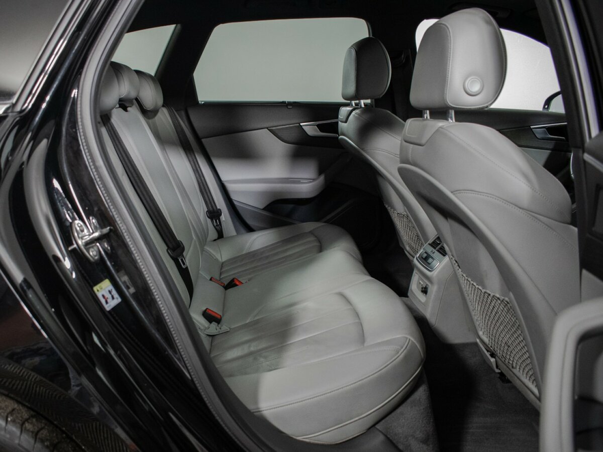 Б/У Ауди А4 2019 года. Фото: #9