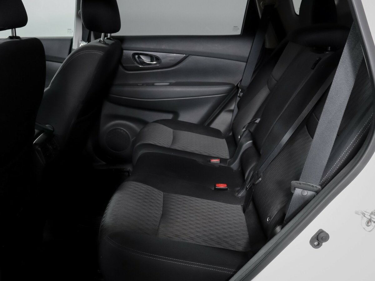 Б/У Ниссан Икс-Трейл 2020 года. Фото: #6