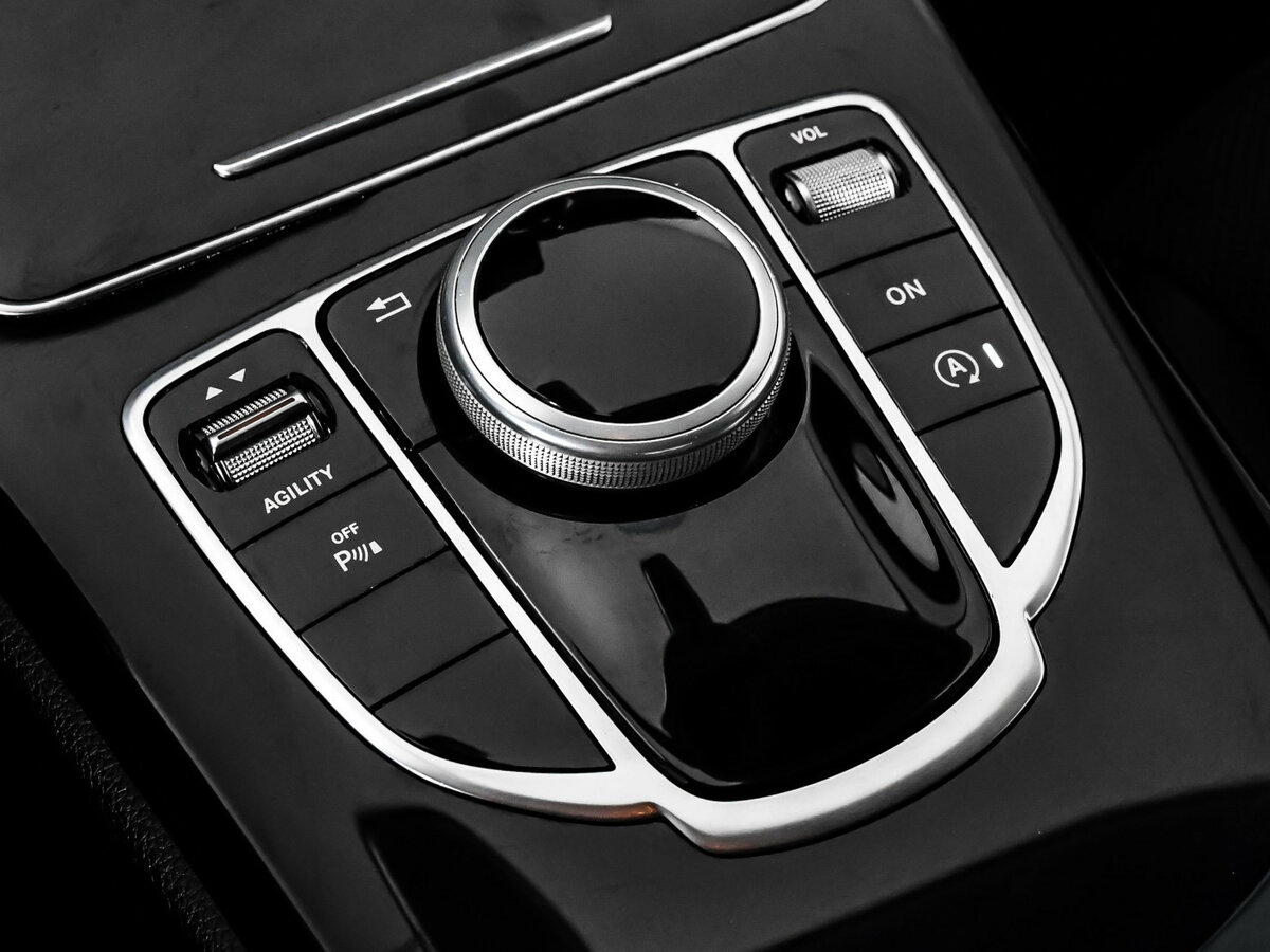 Б/У Мерседес-Бенц Ц-Класс 2014 года. Фото: #14