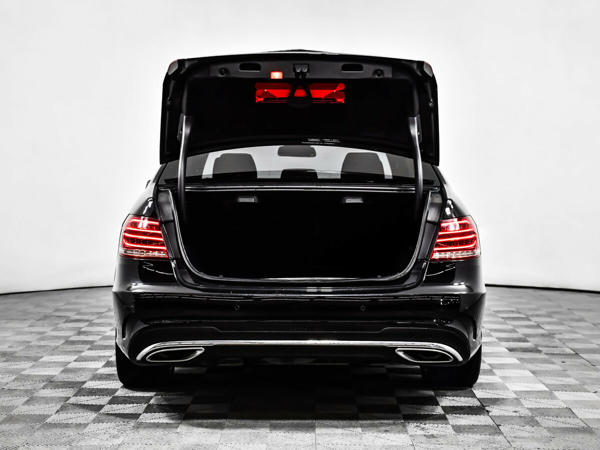 Б/У Мерседес-Бенц Е-Класс 2013 года. Фото: #12