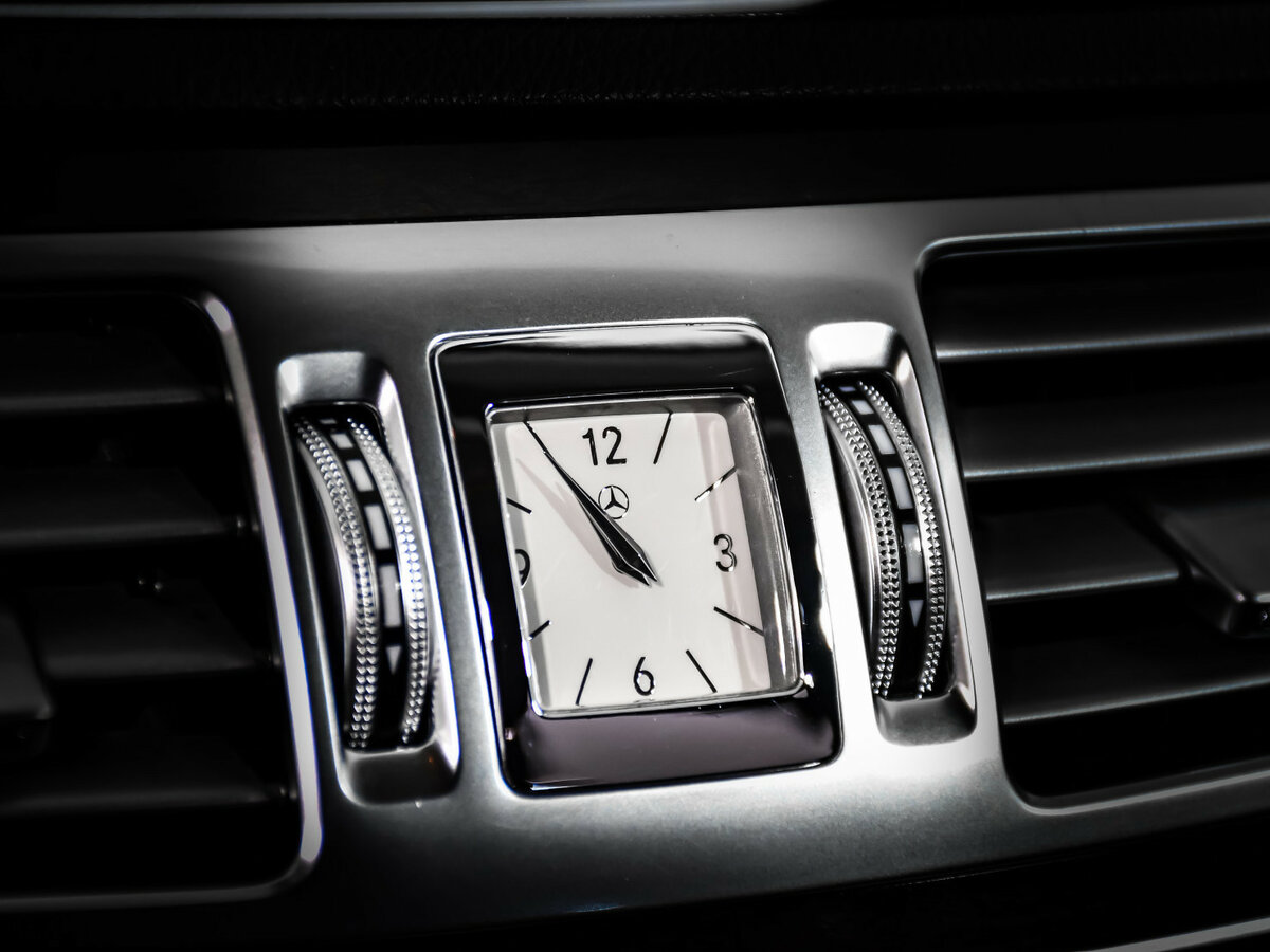 Б/У Мерседес-Бенц Е-Класс 2013 года. Фото: #15