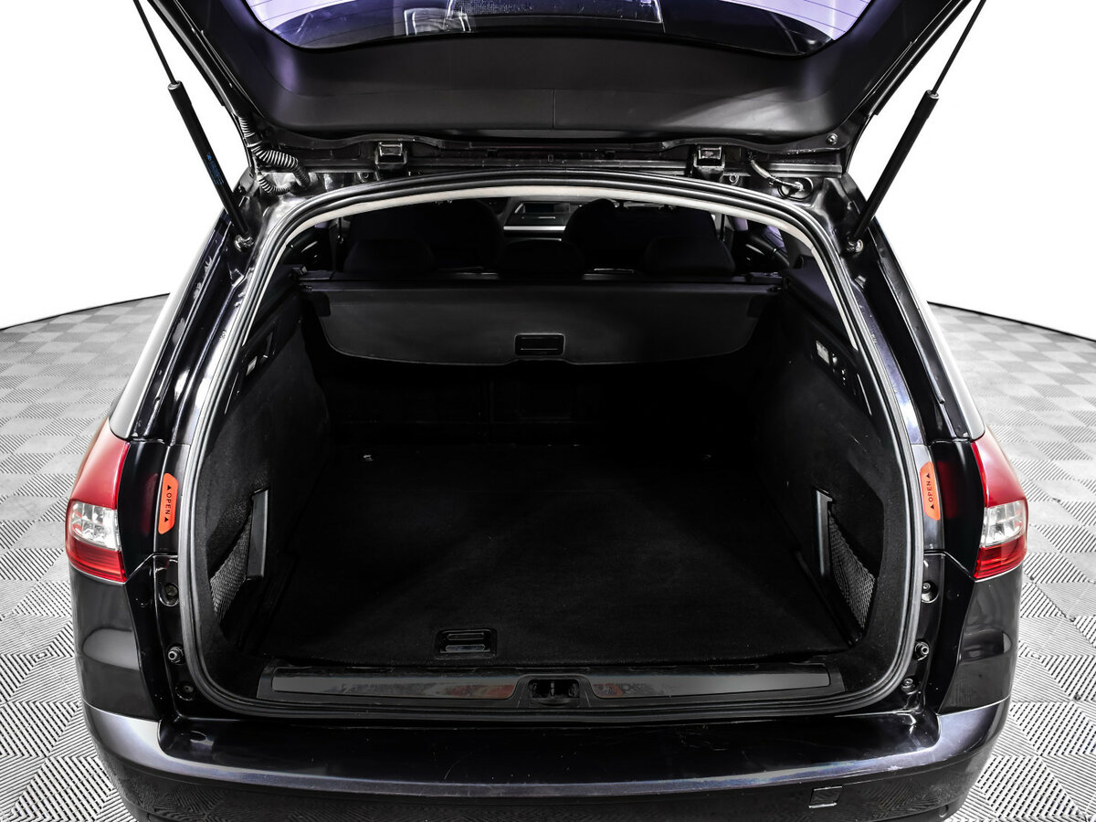 Б/У Ситроен Ц5 2012 года. Фото: #11