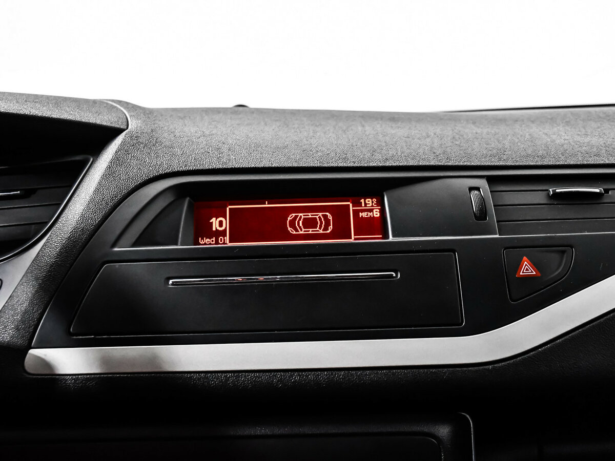 Б/У Ситроен Ц5 2012 года. Фото: #13