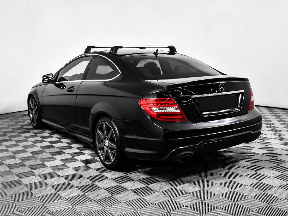 Б/У Мерседес-Бенц Ц-Класс 2012 года. Фото: #6