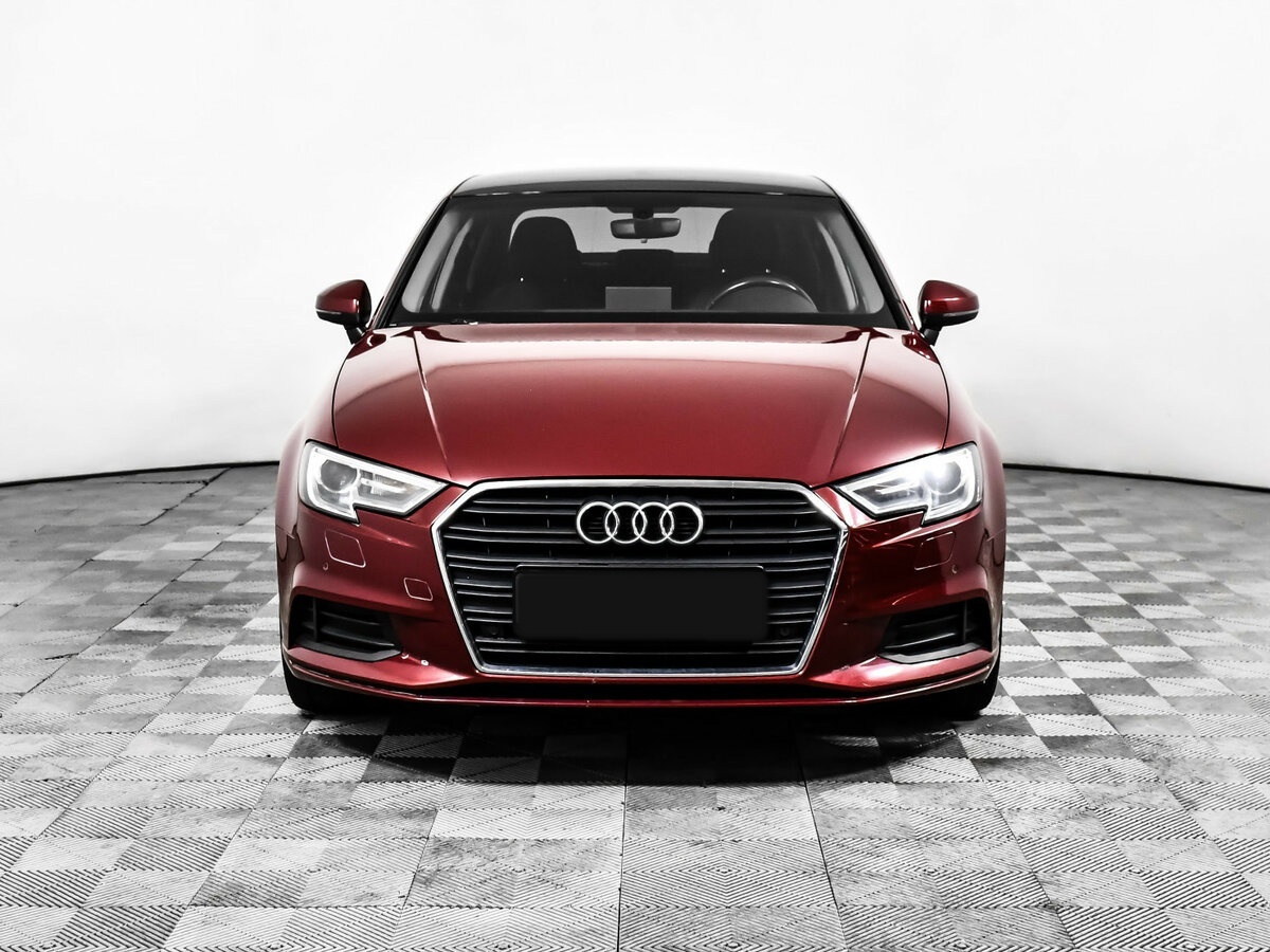 Б/У Ауди А3 2017 года. Фото: #1