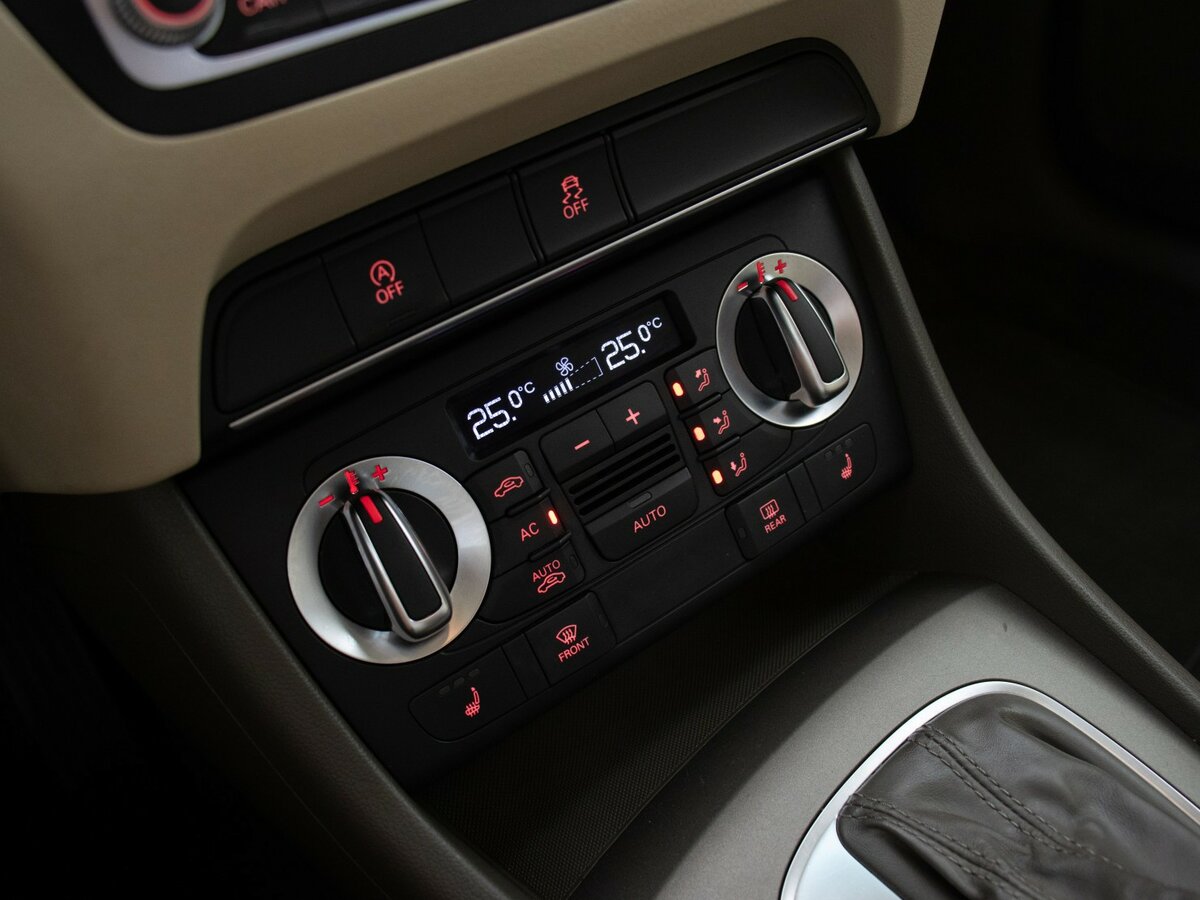 Б/У Ауди К3 2013 года. Фото: #9