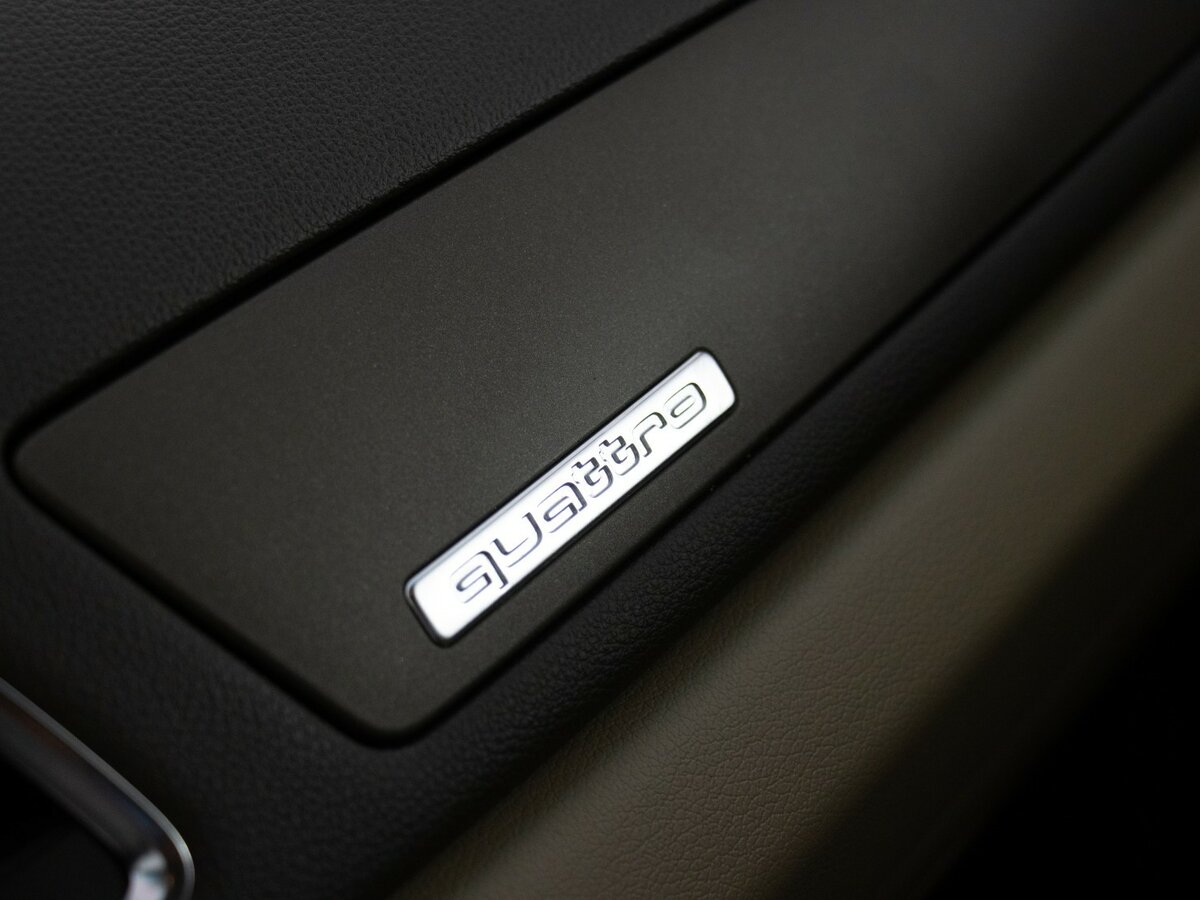 Б/У Ауди К3 2013 года. Фото: #13