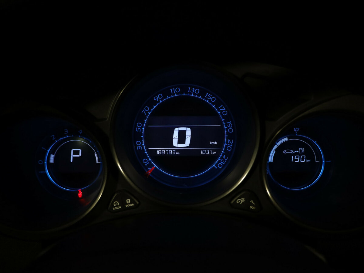 Б/У Ситроен Ц4 2012 года. Фото: #17