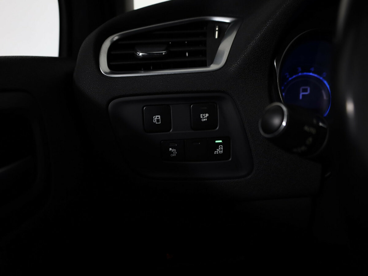 Б/У Ситроен Ц4 2012 года. Фото: #21