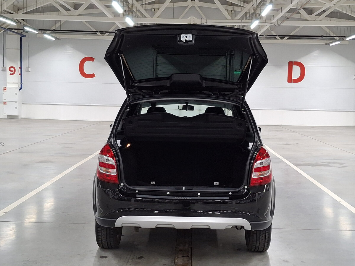 Б/У Лада (ВАЗ) Гранта 2023 года. Фото: #9