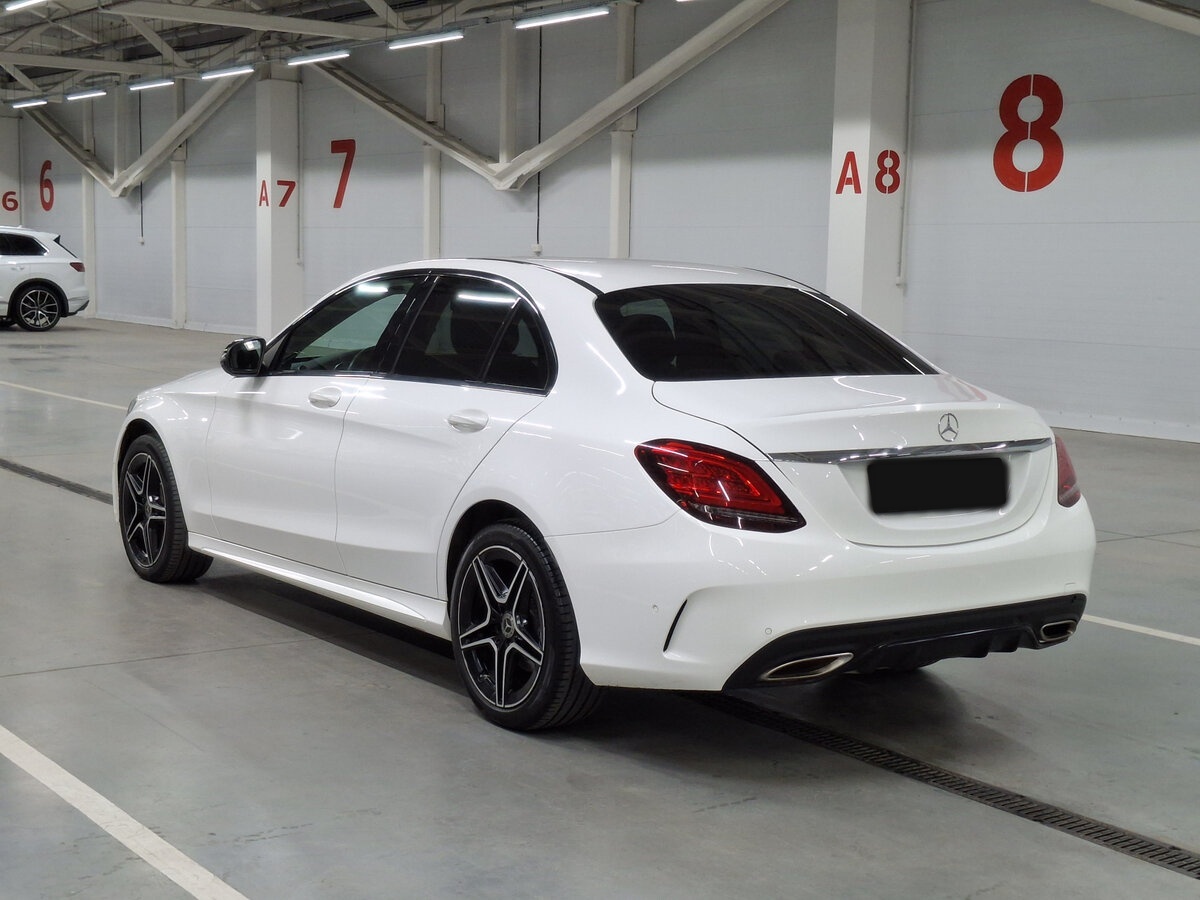 Б/У Мерседес-Бенц Ц-Класс 2018 года. Фото: #6