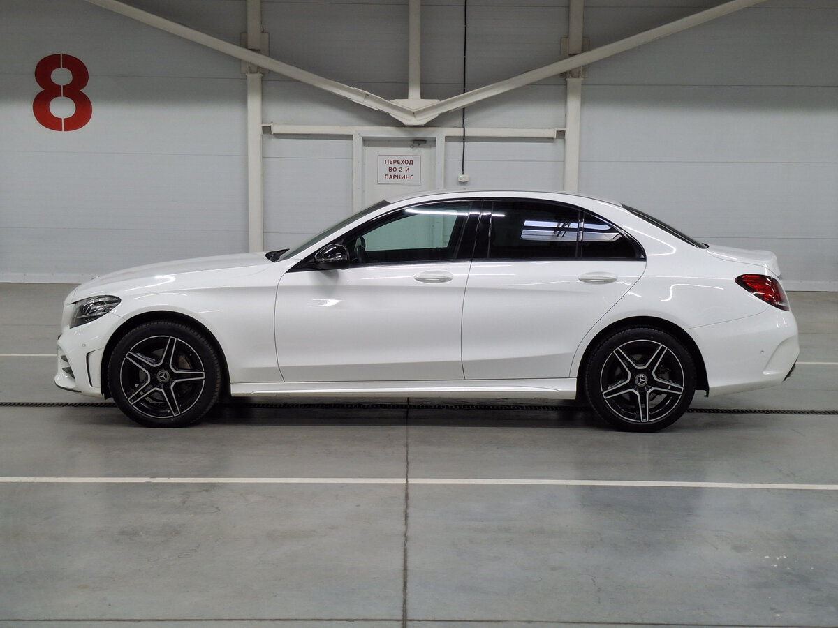 Б/У Мерседес-Бенц Ц-Класс 2018 года. Фото: #7
