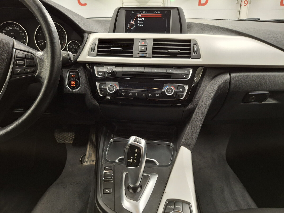 Б/У БМВ 3 серии 2015 года. Фото: #13