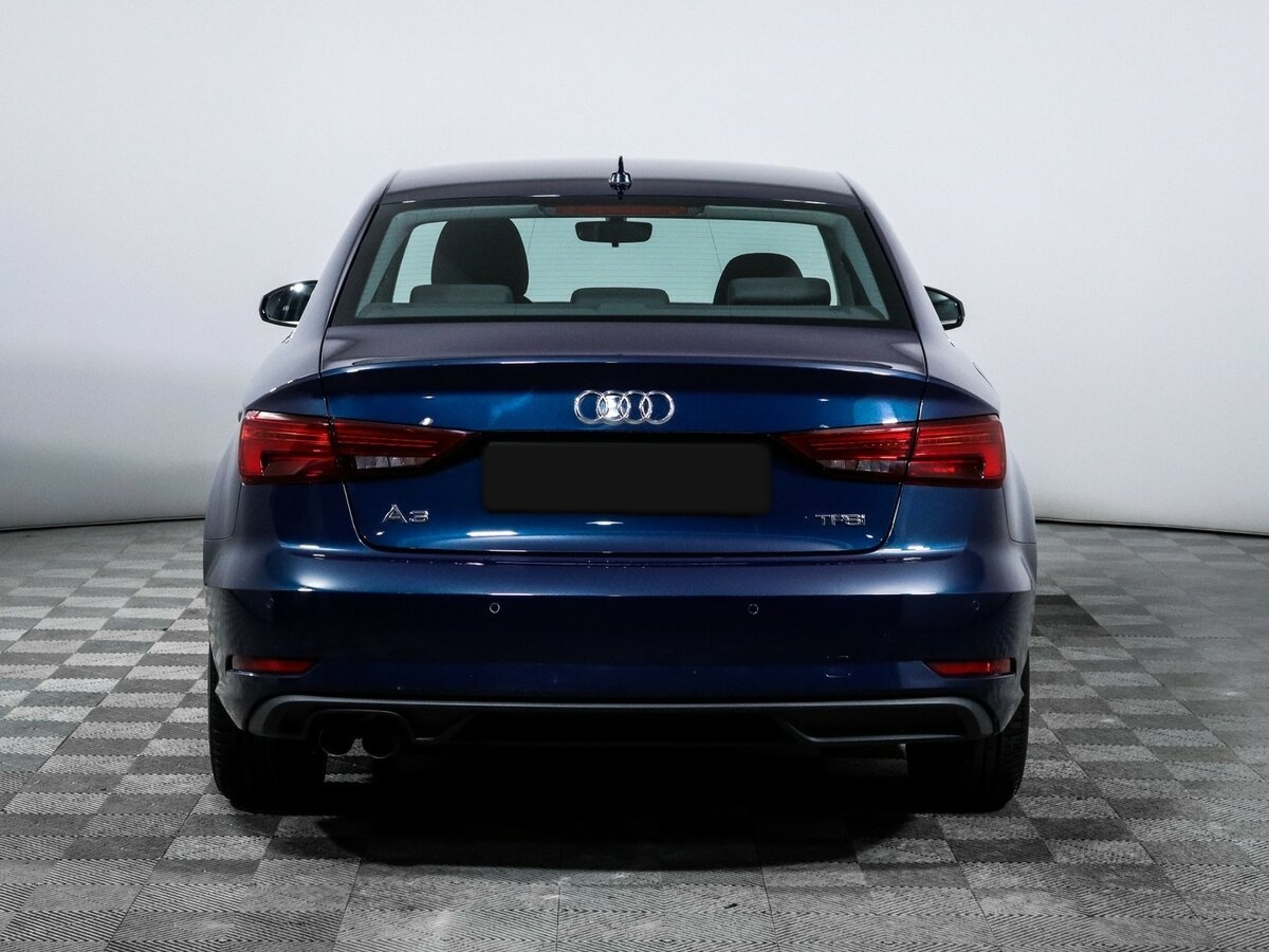 Б/У Ауди А3 2016 года. Фото: #4