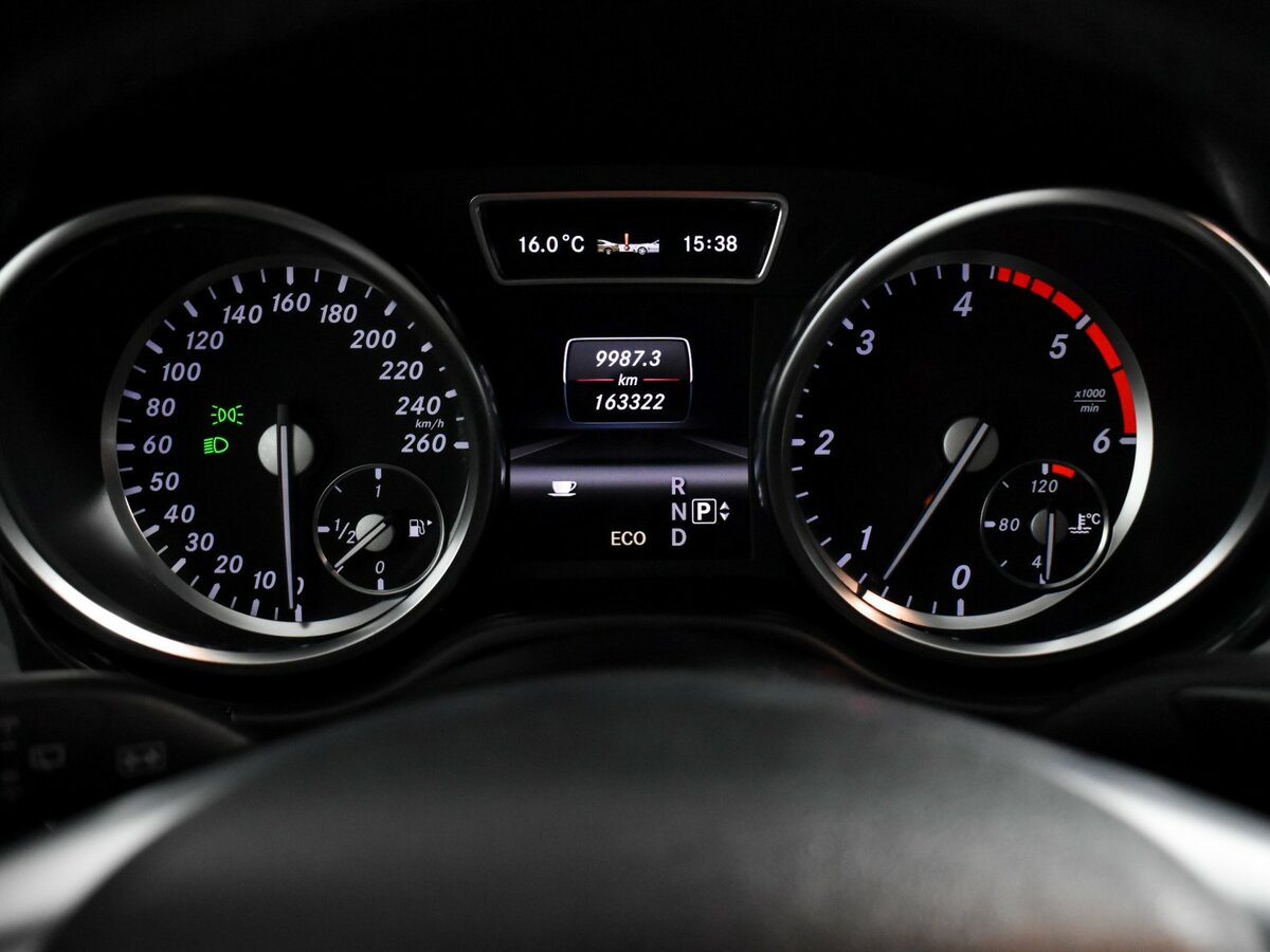 Б/У Мерседес-Бенц М-Класс 2013 года. Фото: #16