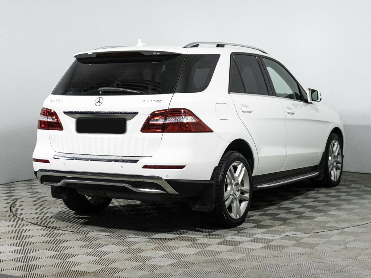 Б/У Мерседес-Бенц М-Класс 2014 года. Фото: #3