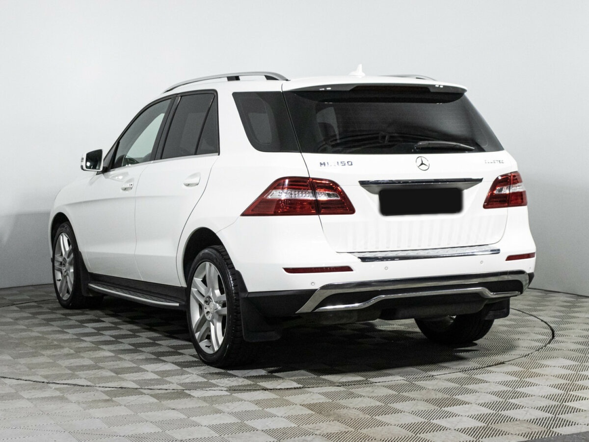 Б/У Мерседес-Бенц М-Класс 2014 года. Фото: #5