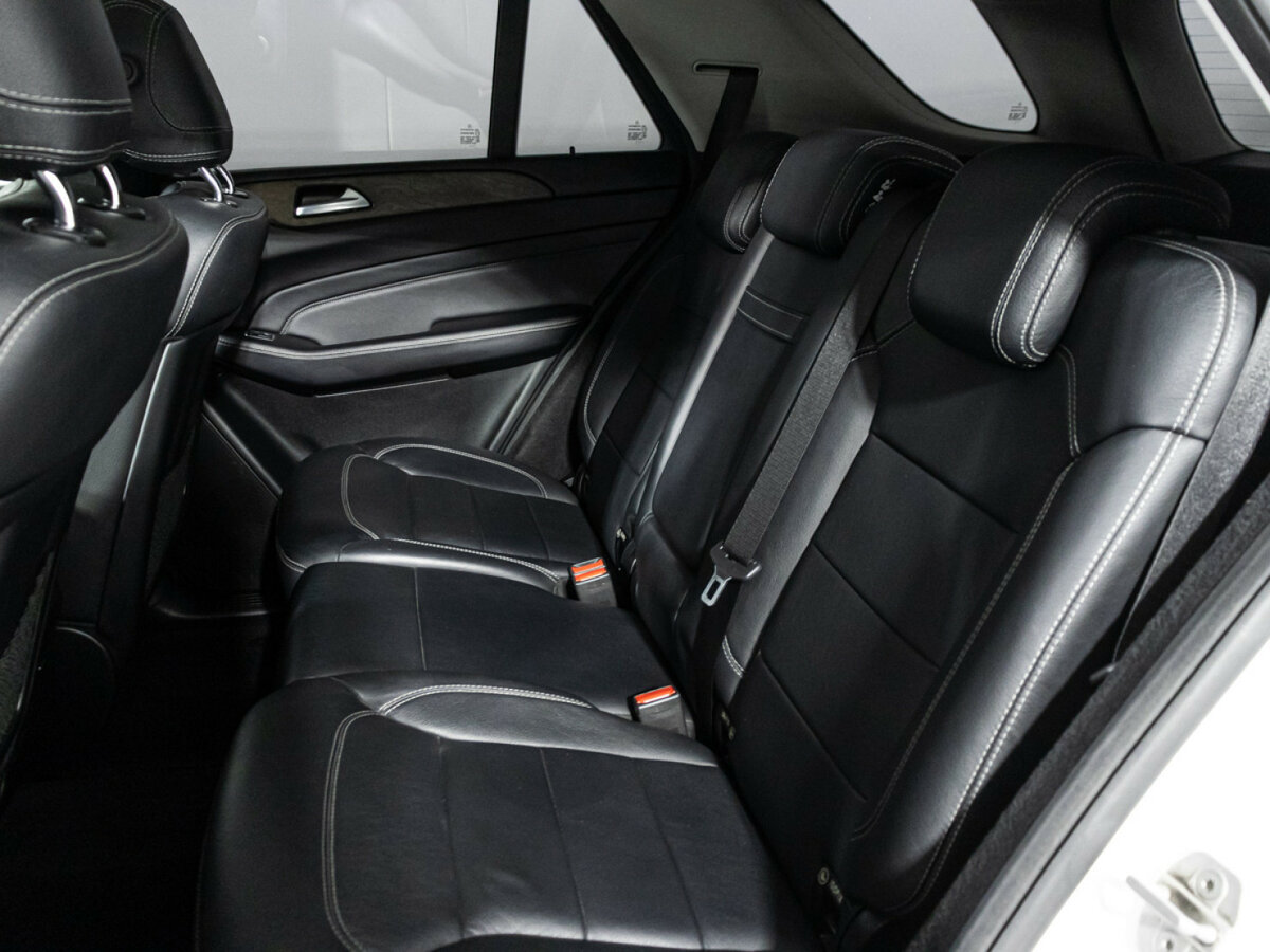 Б/У Мерседес-Бенц М-Класс 2014 года. Фото: #7