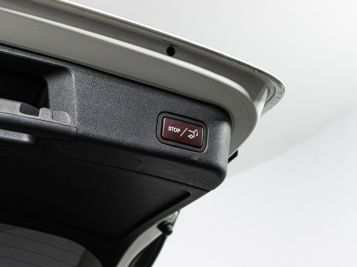 Б/У Мерседес-Бенц М-Класс 2014 года. Фото: #12