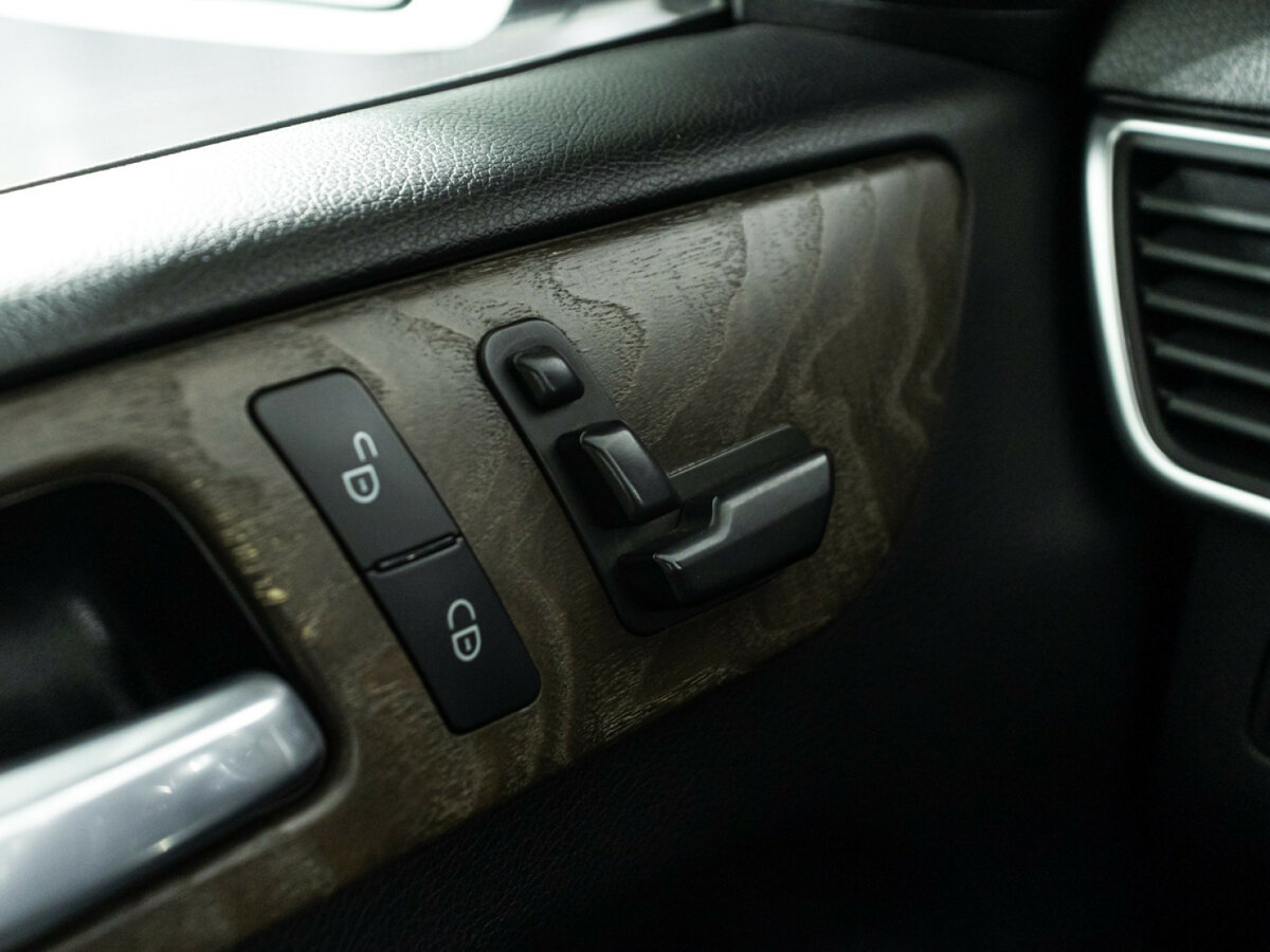 Б/У Мерседес-Бенц М-Класс 2014 года. Фото: #14