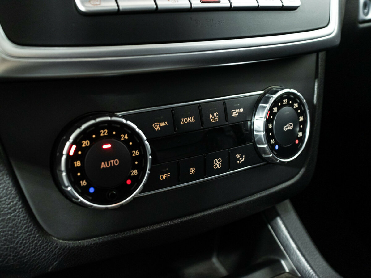 Б/У Мерседес-Бенц М-Класс 2014 года. Фото: #16