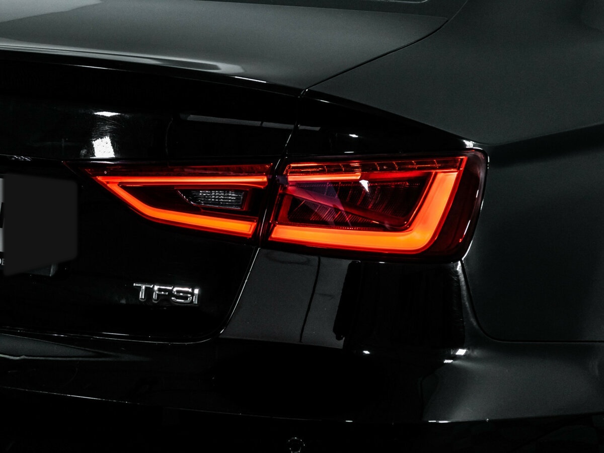 Б/У Ауди А3 2014 года. Фото: #4