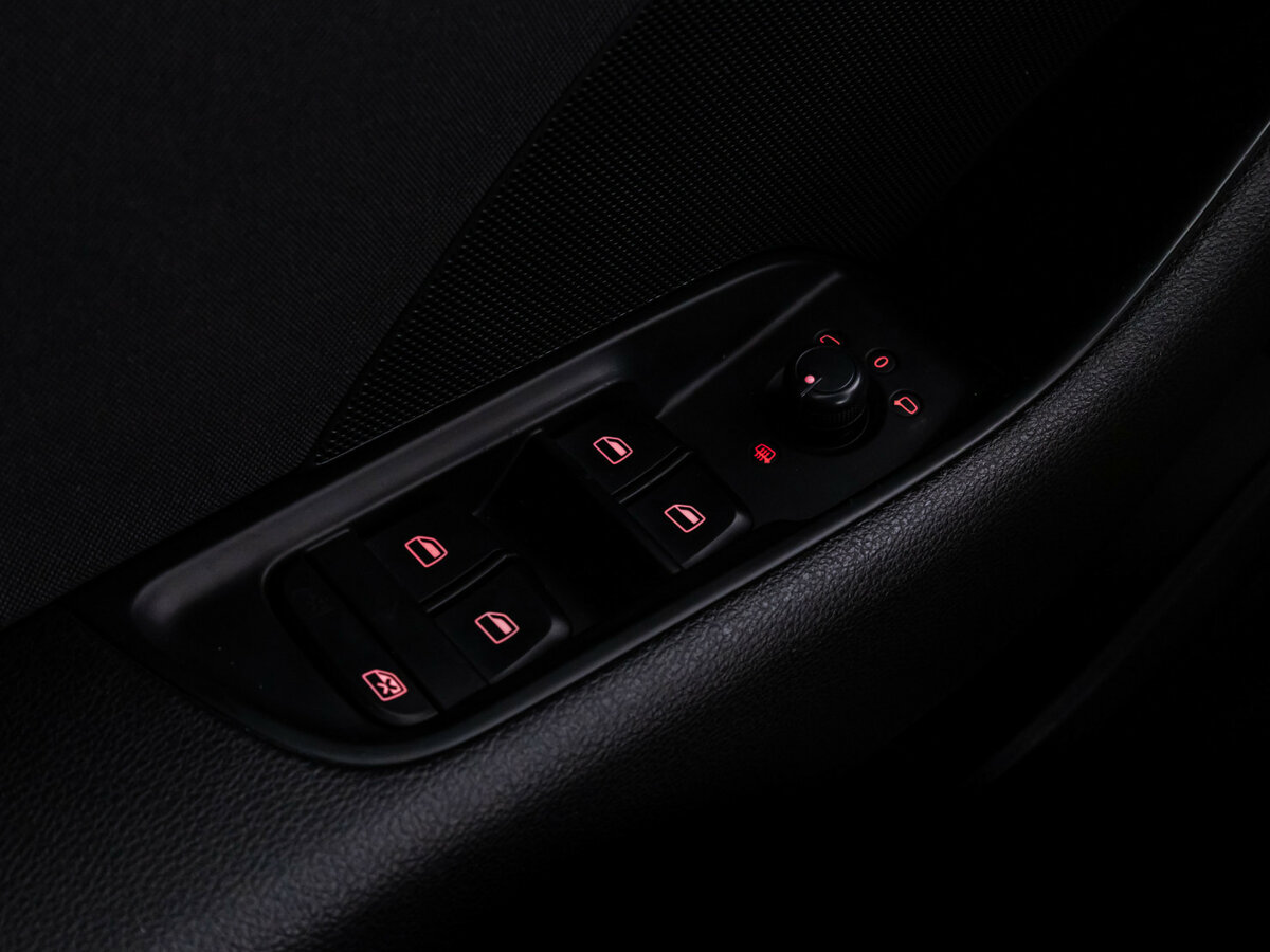 Б/У Ауди А3 2014 года. Фото: #17