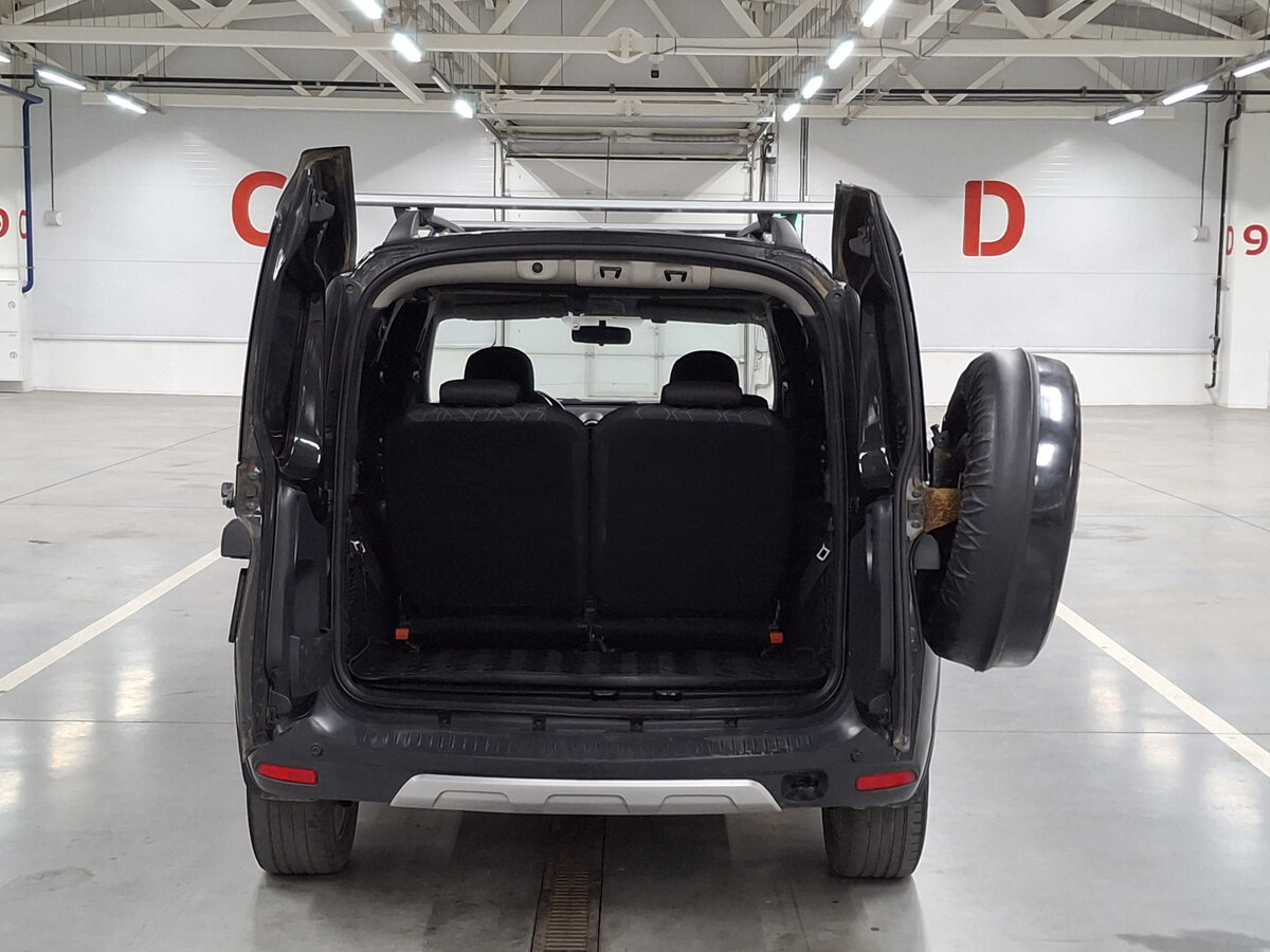 Б/У Лада (ВАЗ) Ларгус 2020 года. Фото: #8