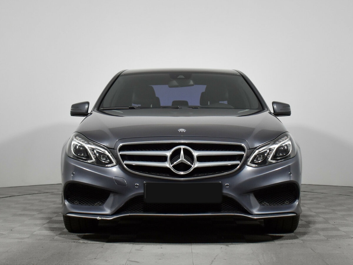 Б/У Мерседес-Бенц Е-Класс 2014 года. Фото: #1