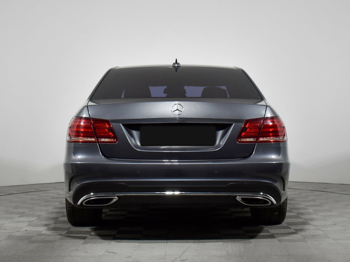 Б/У Мерседес-Бенц Е-Класс 2014 года. Фото: #4