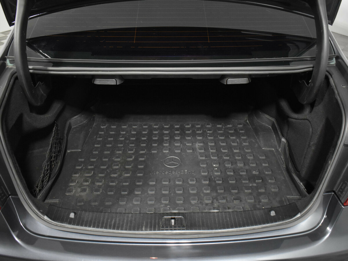 Б/У Мерседес-Бенц Е-Класс 2014 года. Фото: #15